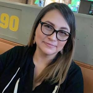 Meet your Posher, Lisa